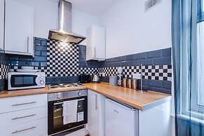 Stay With Empire - Tyldesley Rd