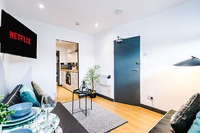 Stay With Empire - Tyldesley Rd