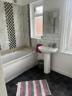 Stay With Empire - Tyldesley Rd