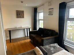 Stay With Empire - Tyldesley Rd