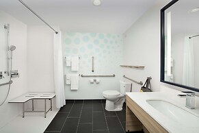 Tru By Hilton Orlando Convention Center Area, FL