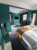 Marley House Bed & Breakfast