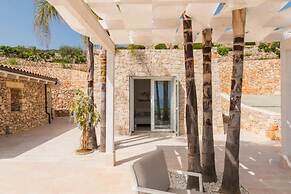 Luxury Scialandre Exclusive Pool Villa