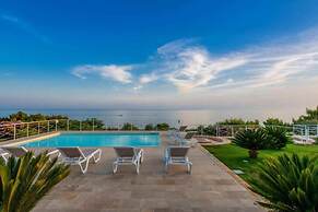 Luxury Scialandre Exclusive Pool Villa