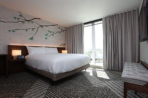 Cedartree Hotel Portland Hillsboro