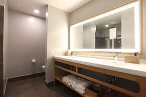 Cedartree Hotel Portland Hillsboro