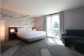 Cedartree Hotel Portland Hillsboro