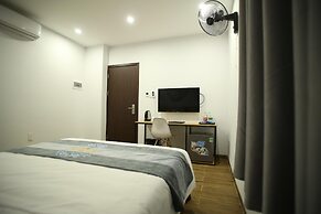 Kingsales Hotel
