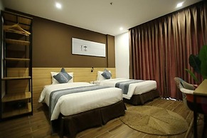 Kingsales Hotel
