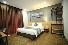 Kingsales Hotel