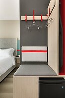 avid hotel Boston Logan Airport - Revere by IHG