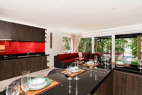 Red Sunset Private Pool Villa - Hotel Managed