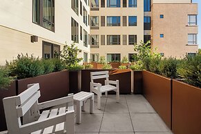 AC Hotel by Marriott Santa Rosa Sonoma Wine Country