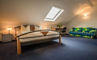 Landhotel Weißer Hahn
