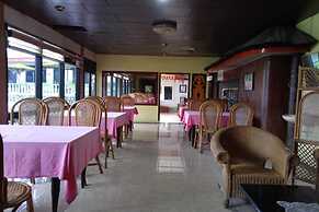 OYO 2322 Dien Karona Hotel