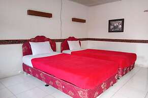 OYO 2322 Dien Karona Hotel