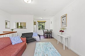 Lillian Street, Unit 1-2