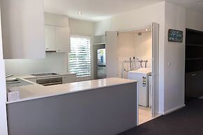 Pacific Blue 505-265 Sandy Point Road