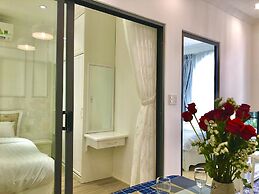 New Luxury Apartment in City Center