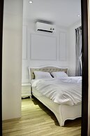 New Luxury Apartment in City Center