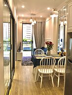 New Luxury Apartment in City Center