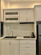 New Luxury Apartment in City Center