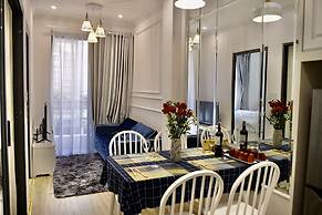 New Luxury Apartment in City Center