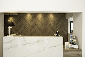 Roseum Boutique Hotel