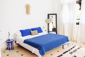 La Maison des Ailleurs