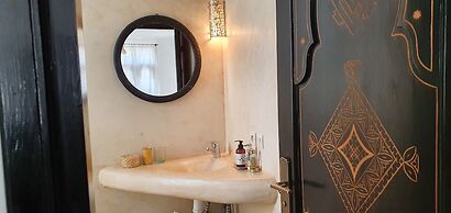 La Maison des Ailleurs