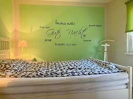 6 Pers Harbor House Nirvana on the Marina With Lake View and Sauna