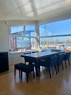 6 Pers Harbor House Nirvana on the Marina With Lake View and Sauna