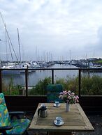 6 Pers - Chalet Emma Located at the Lauwersmeer With own Fishing Pier