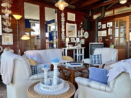 6 Pers House Marijke With Winter Garden and Direct Access to the Lauwe