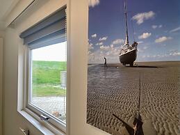 Lauwers Loft Holiday Home With Terrace at Lake Lauwersmeer