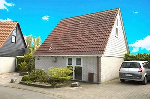 4 Pers - Modern Holiday Home Cosima With Fenced Garden, Close the Lauw