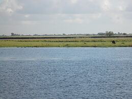 6 Pers Equipped Holiday Home Behind the Dyke of the Lauwersmeer