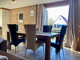 4 Pers Workers House Andrea Behind the Lauwersmeer Dyke Near Anjum