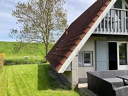 6 Pers Sunny House With Equipped Terrace Behind a Dike at Lauwersmeer