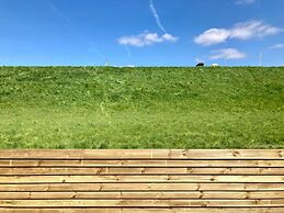 Cozy Holiday Home by the Dike in a Quiet Location at Lauwersmeer