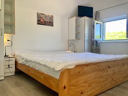 Cozy Holiday Home by the Dike in a Quiet Location at Lauwersmeer