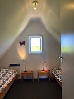 Cozy Holiday Home by the Dike in a Quiet Location at Lauwersmeer