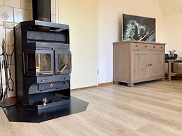 Cozy Holiday Home by the Dike in a Quiet Location at Lauwersmeer