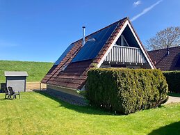 Cozy Holiday Home by the Dike in a Quiet Location at Lauwersmeer