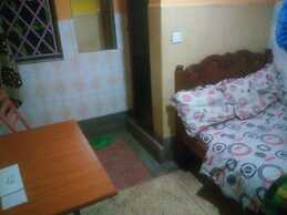Damuku Guest House