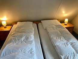 Holiday Home de Druif 6p With a Nice Terrace Near Lake Lauwersmeer