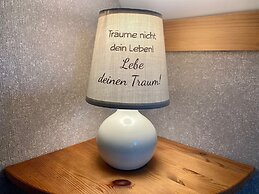 Holiday Home de Druif 6p With a Nice Terrace Near Lake Lauwersmeer