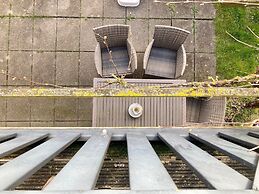 Holiday Home de Druif 6p With a Nice Terrace Near Lake Lauwersmeer