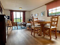 4pers - House w Sauna, Winter Garden & Fishing Pier in Front of the La