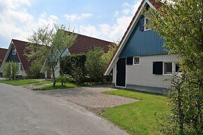 5 Pers Holiday Home Horizon Close to the National Park Lauwersmeer